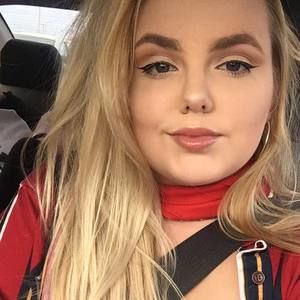 Meet your Posher, Daphne